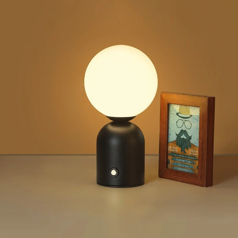 Minimalistisk Bærbar Orb Lampe | LumeOrb