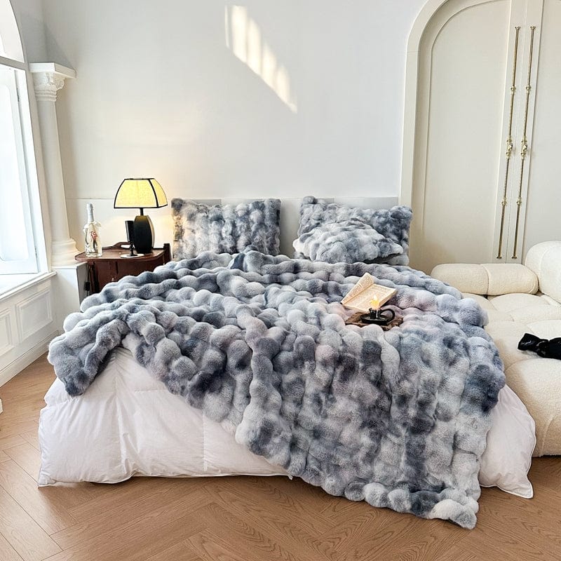 Tie Dye Rabbit Faux-Fur Tæppe – Blødt og Luksuriøst | CozyFur