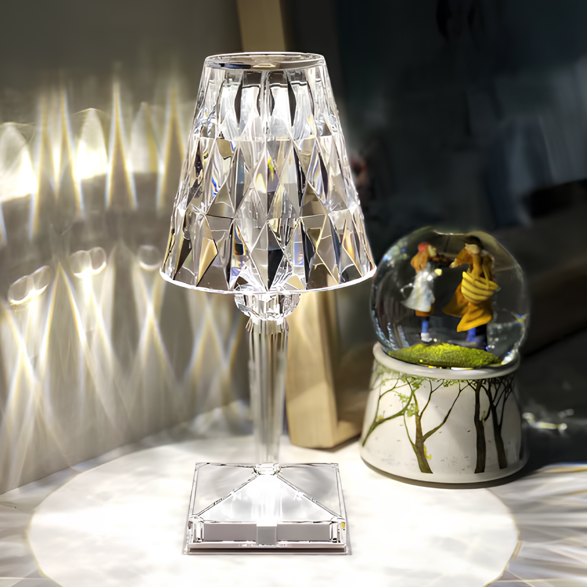 Glitrende Krystal Bordlampe – Elegant og Moderne | CrystalLuxe