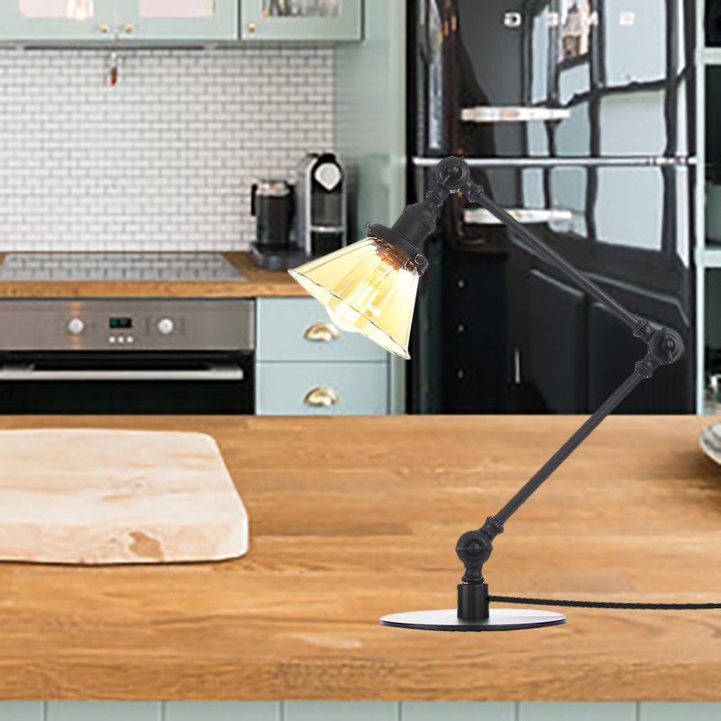 Kegleformet Klar Glas Bordlampe | Elegabel
