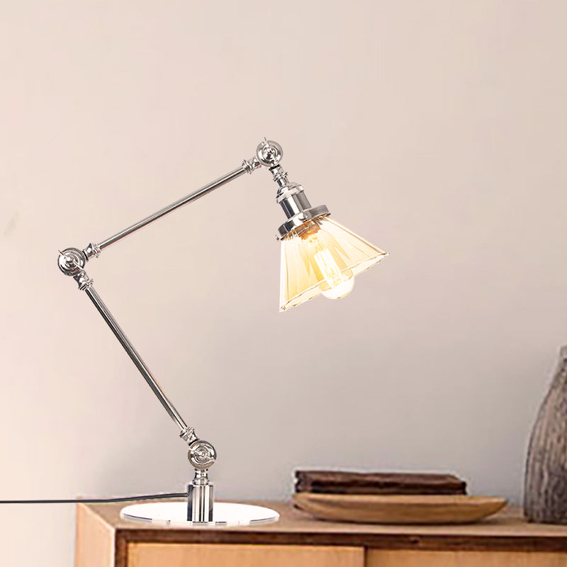 Kegleformet Klar Glas Bordlampe | Elegabel