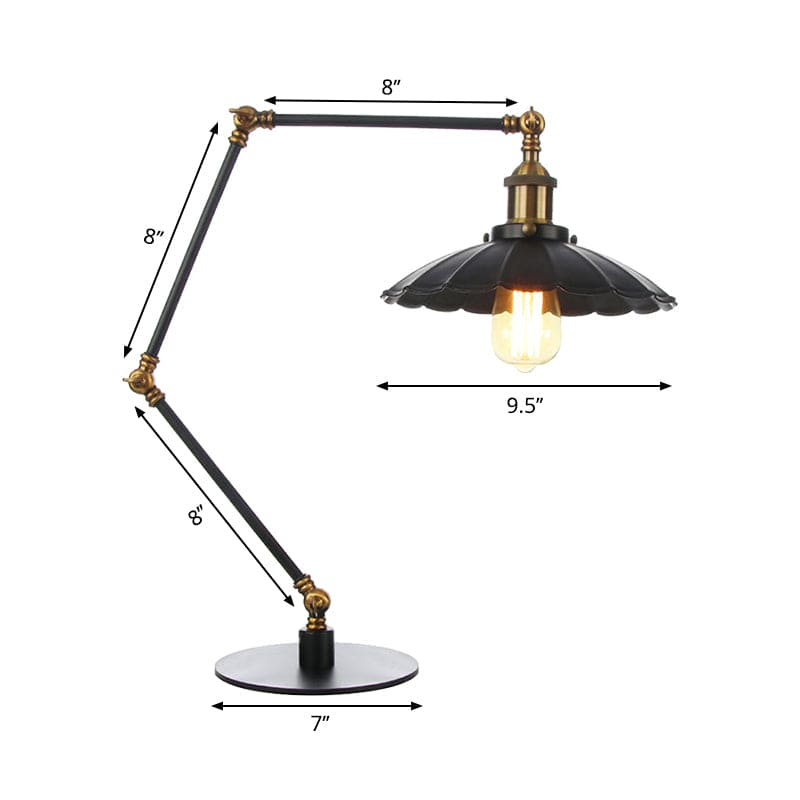 Justerbar Vintage Lampe med Skulpteret Metalkuppel | SculptedVintage