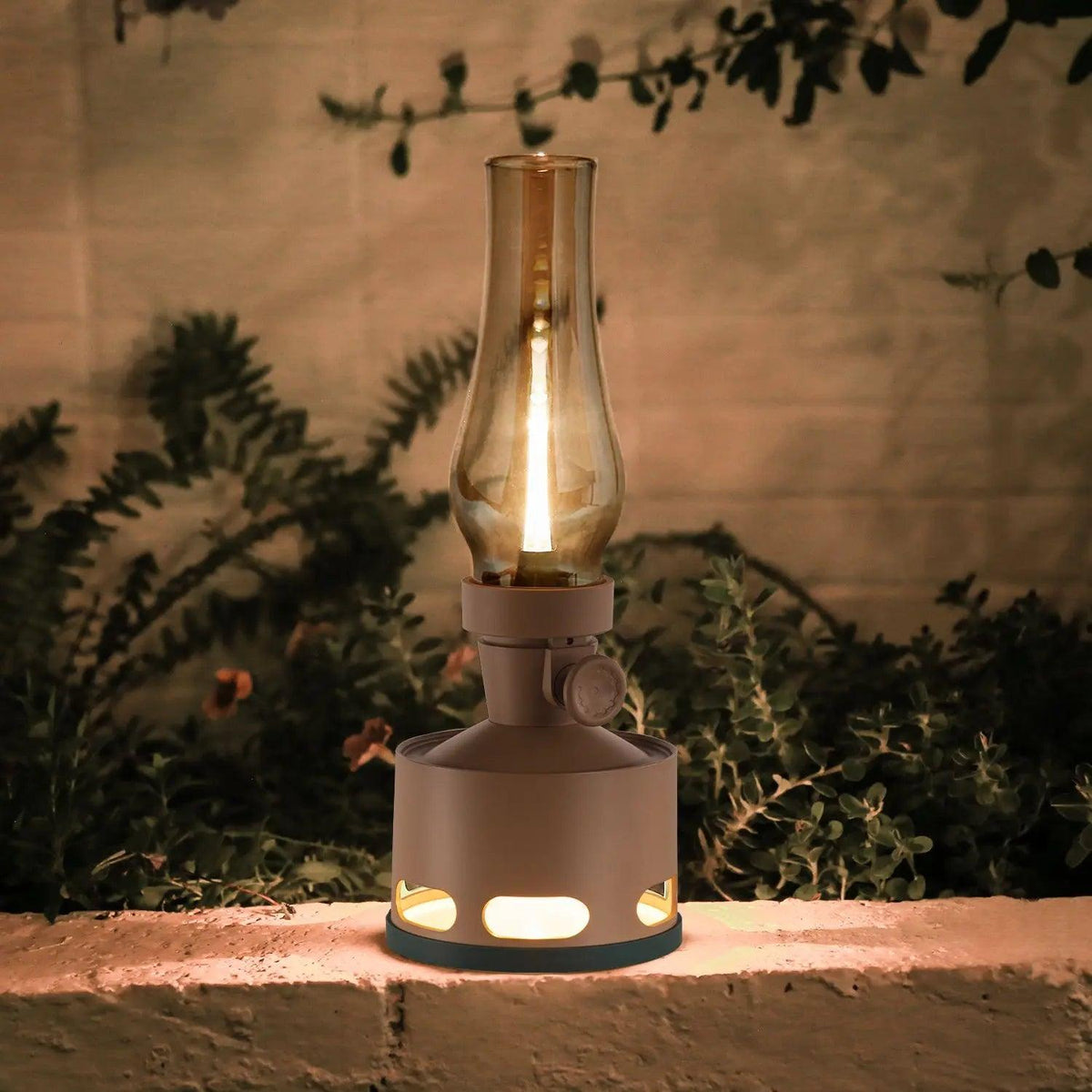 Variant image for Elegante LED Lanterne | LuxeLight-3