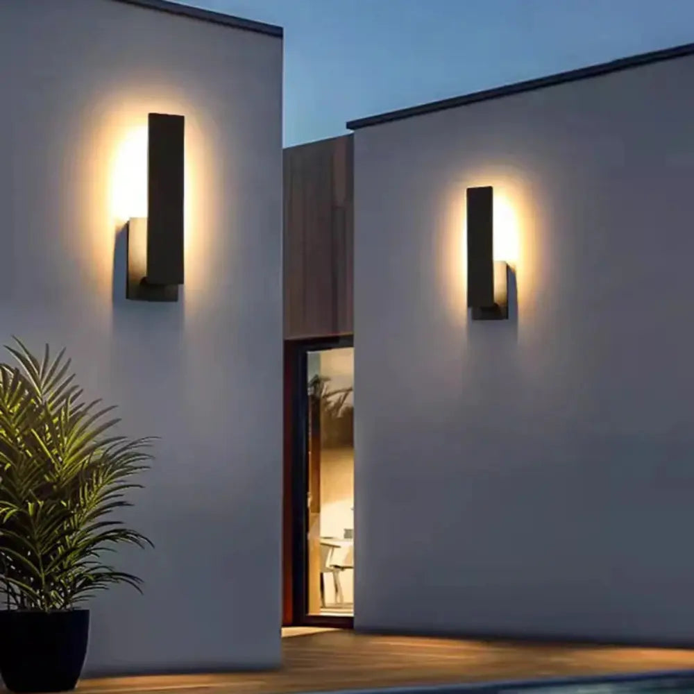 Udendørs Væglampe i Vejrbestandigt Design | LuxeLight-3