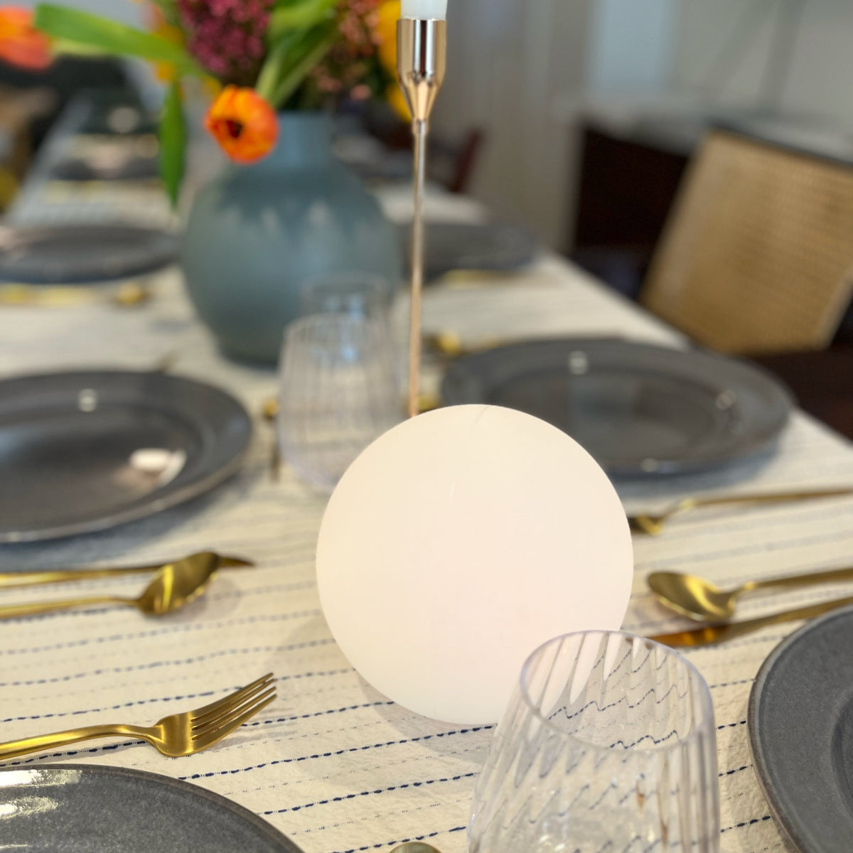 Trådløs LED Bordlampe | GlowSphere