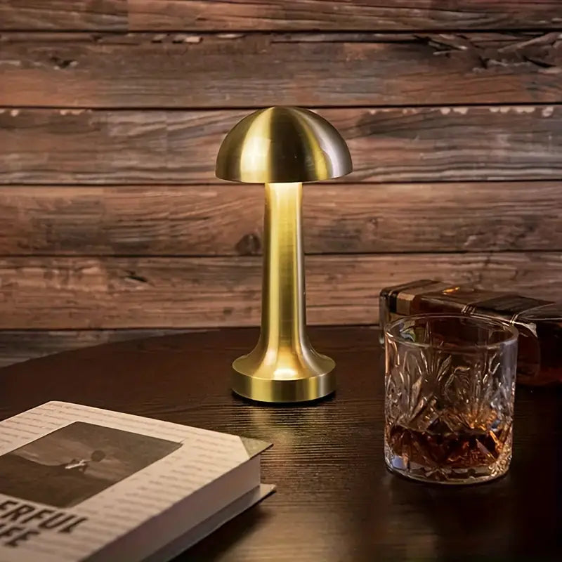 Vintage & Elegante Paddehattebordlampe | RetroMush