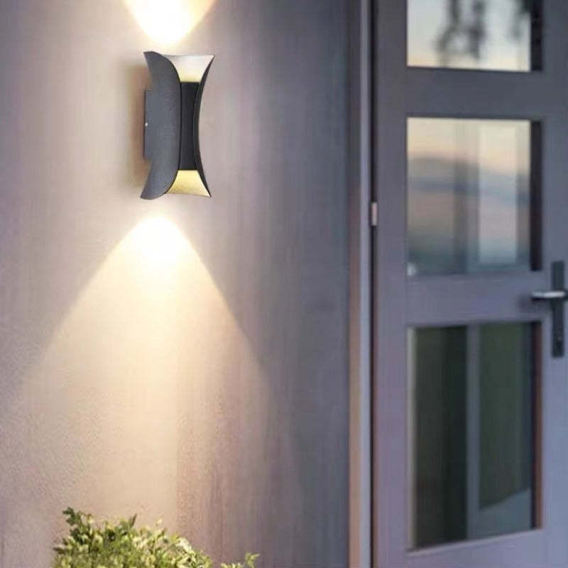 Modernistisk LED Væglampe | LuminoLuxe