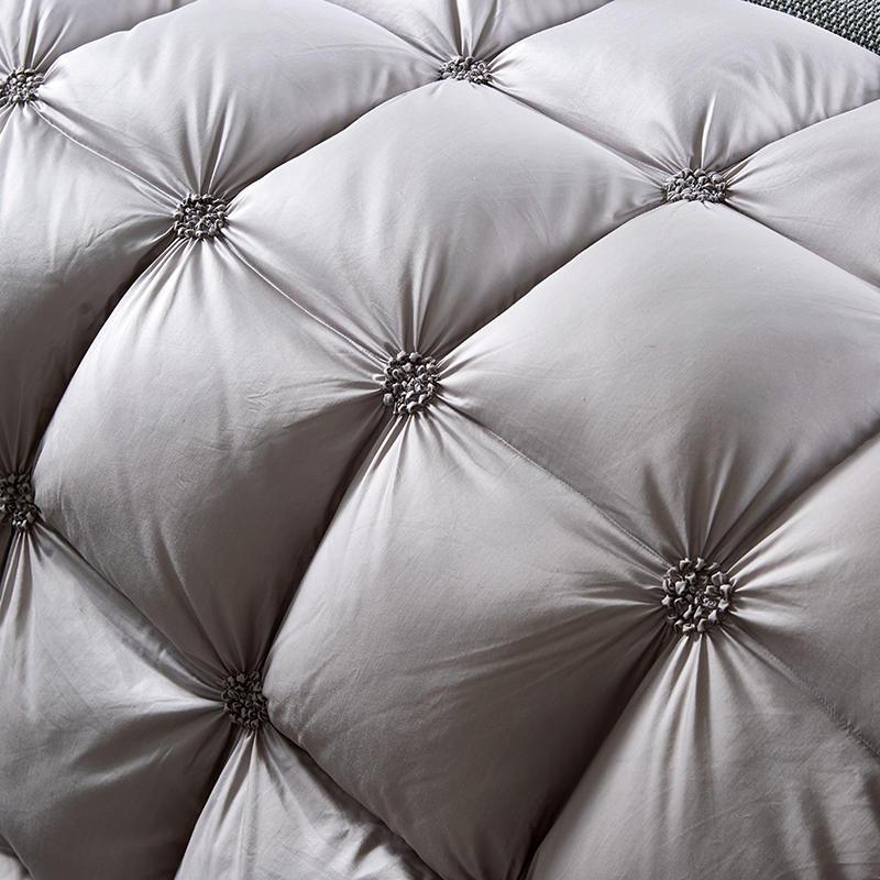 Elegant og Komfortabel Duntæppe | DuckDown Comfort