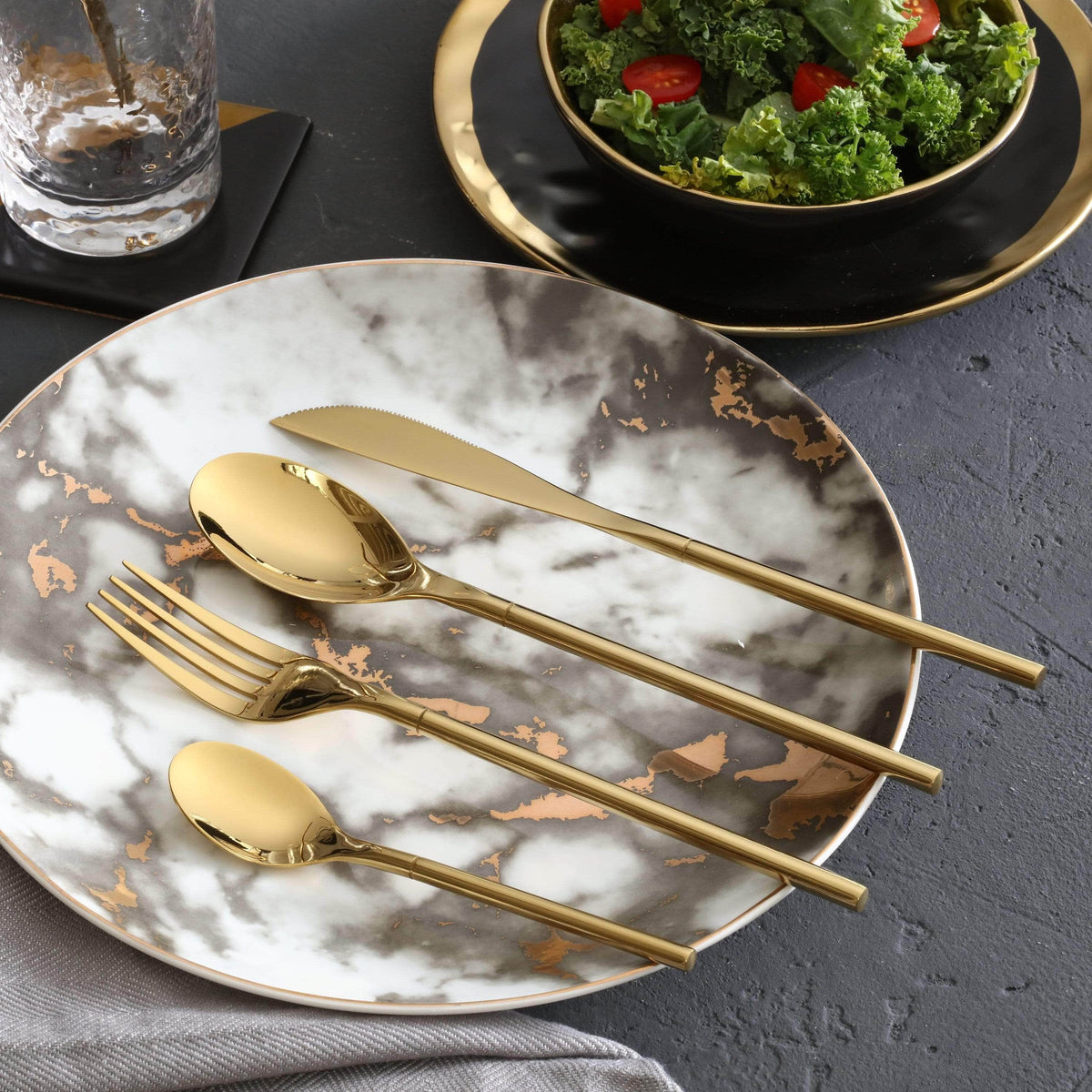 Belgium Bestiksæt – Elegant og Funktionelt | LuxeBelgium