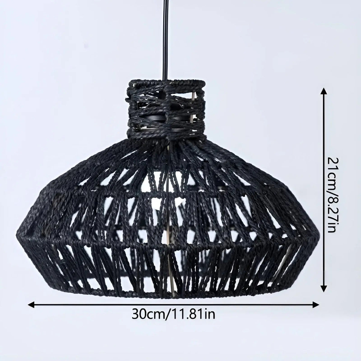 Elegant Håndvævet Rotan Loftlampe | NatureWeave