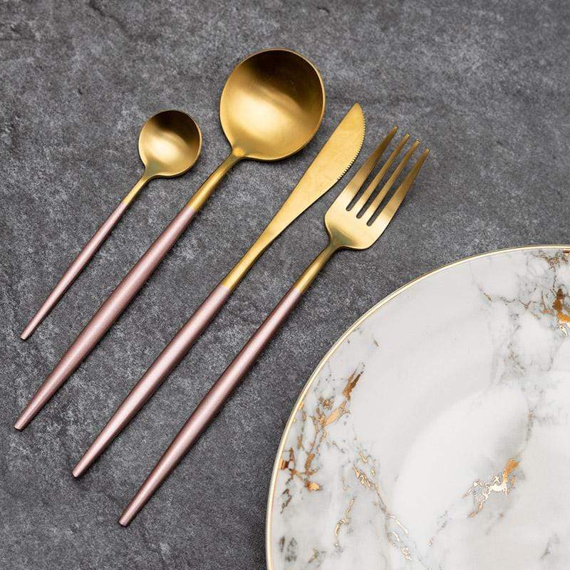 Bestiksæt – Praktisk og Elegant | TableEssence