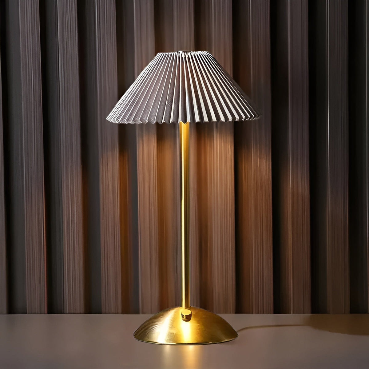 Trådløs & Elegant Bordlampe | AuraLite