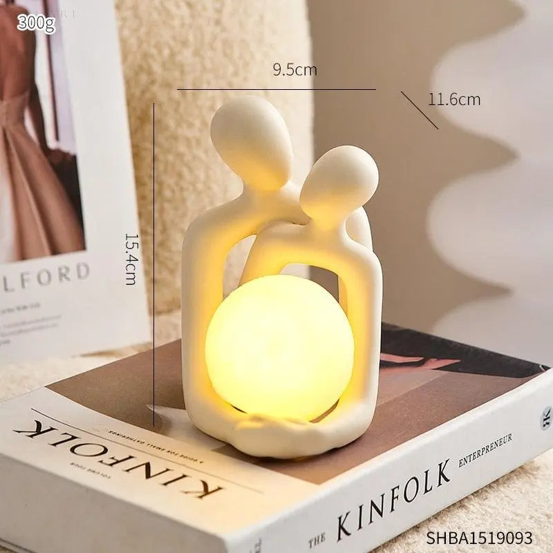 Klassisk Romantisk Omfavnelse Statue Lampe | EternalEmbrace