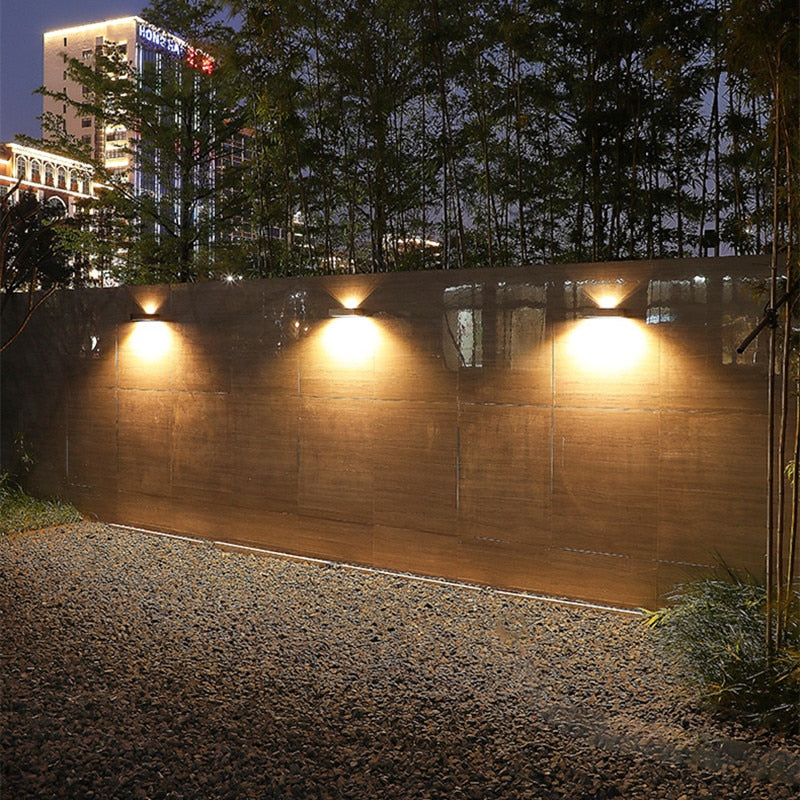 Moderne Solarlampe til Udendørs Brug | LuxeLight-3