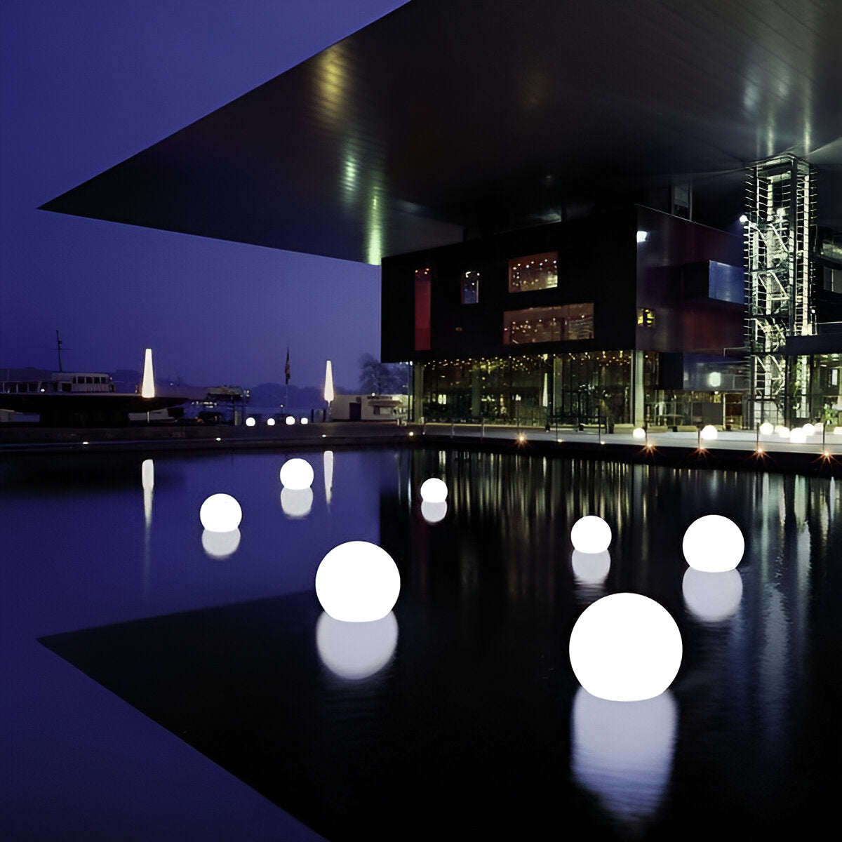GlimmerSphere LED Buiten Decoratie – Kleurenwisselende, Waterdichte Zwevende Bollen | GlowOrbs