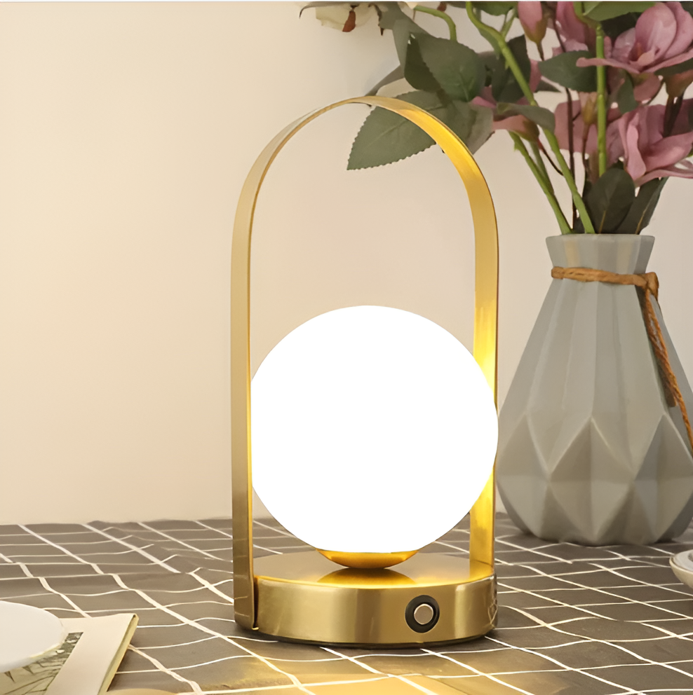 Trådløs Bordlampe af Høj Kvalitet | LuxeLite