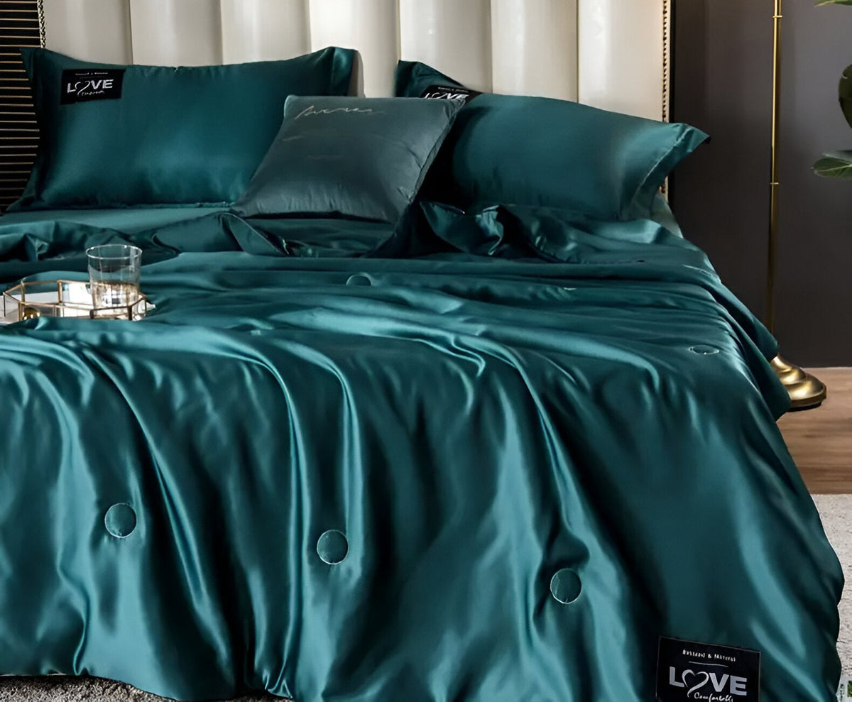 Blødt og Åndbart Satin Silke Sengetøj | AllSeasonLuxe