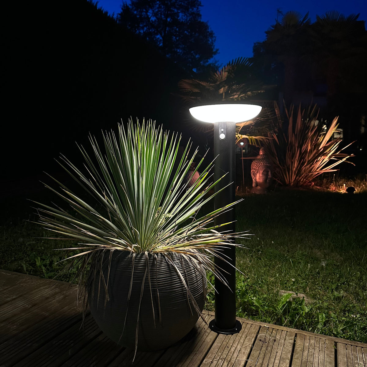 Solar Bollard Light med Justerbar Belysning og Bevegelsessensor til Udendørsbrug-6