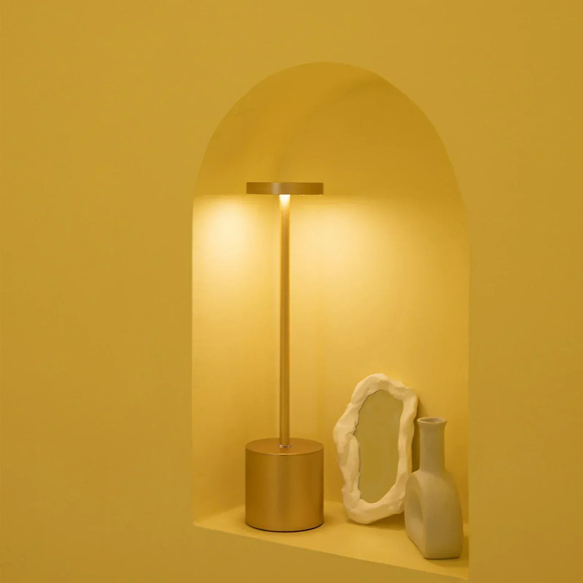 Luksus og Moderne Genopladelig Lampe | LuxeBeam