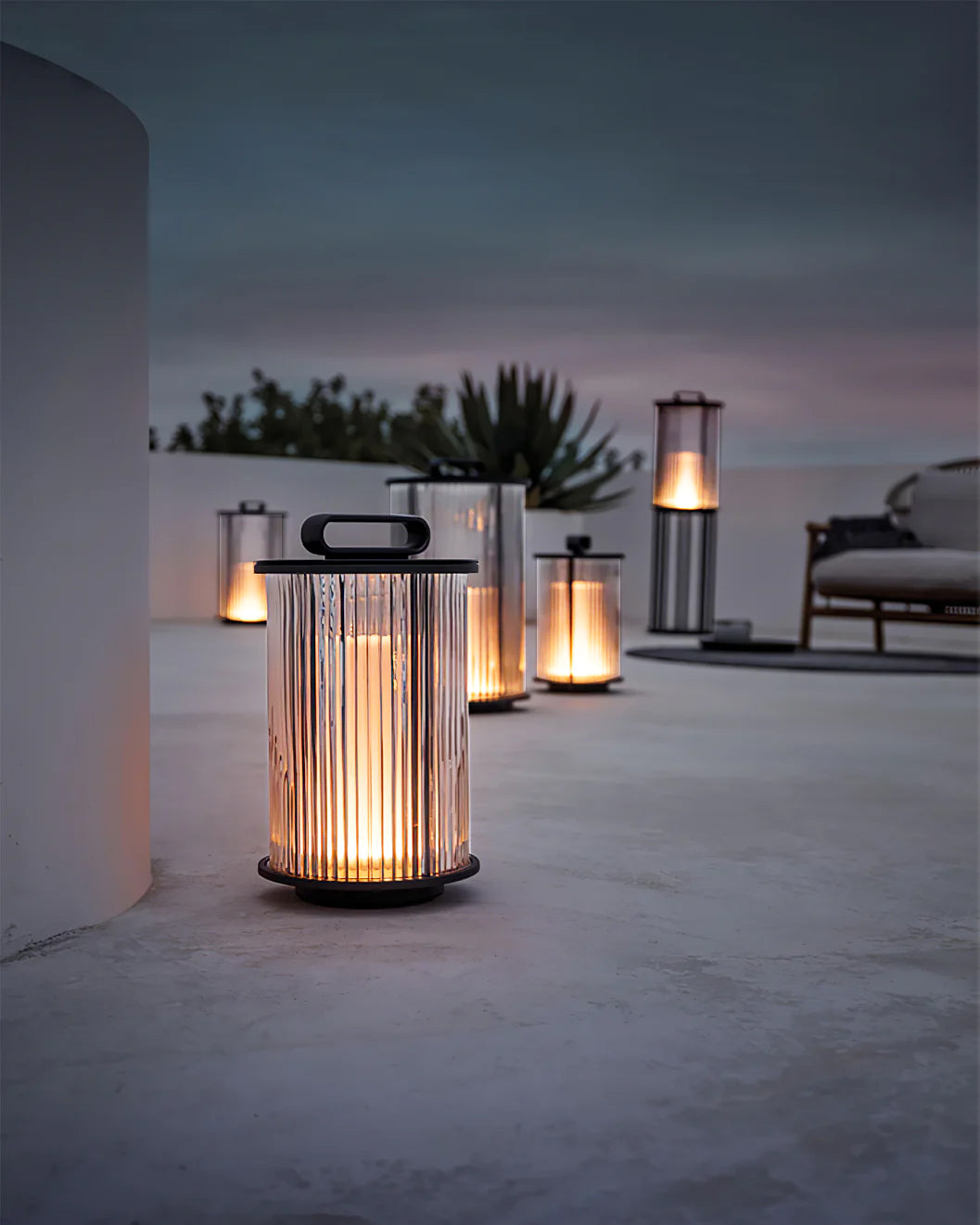 Elegant Havelampe Solceller i Glas og Stål | GlowSphere-5