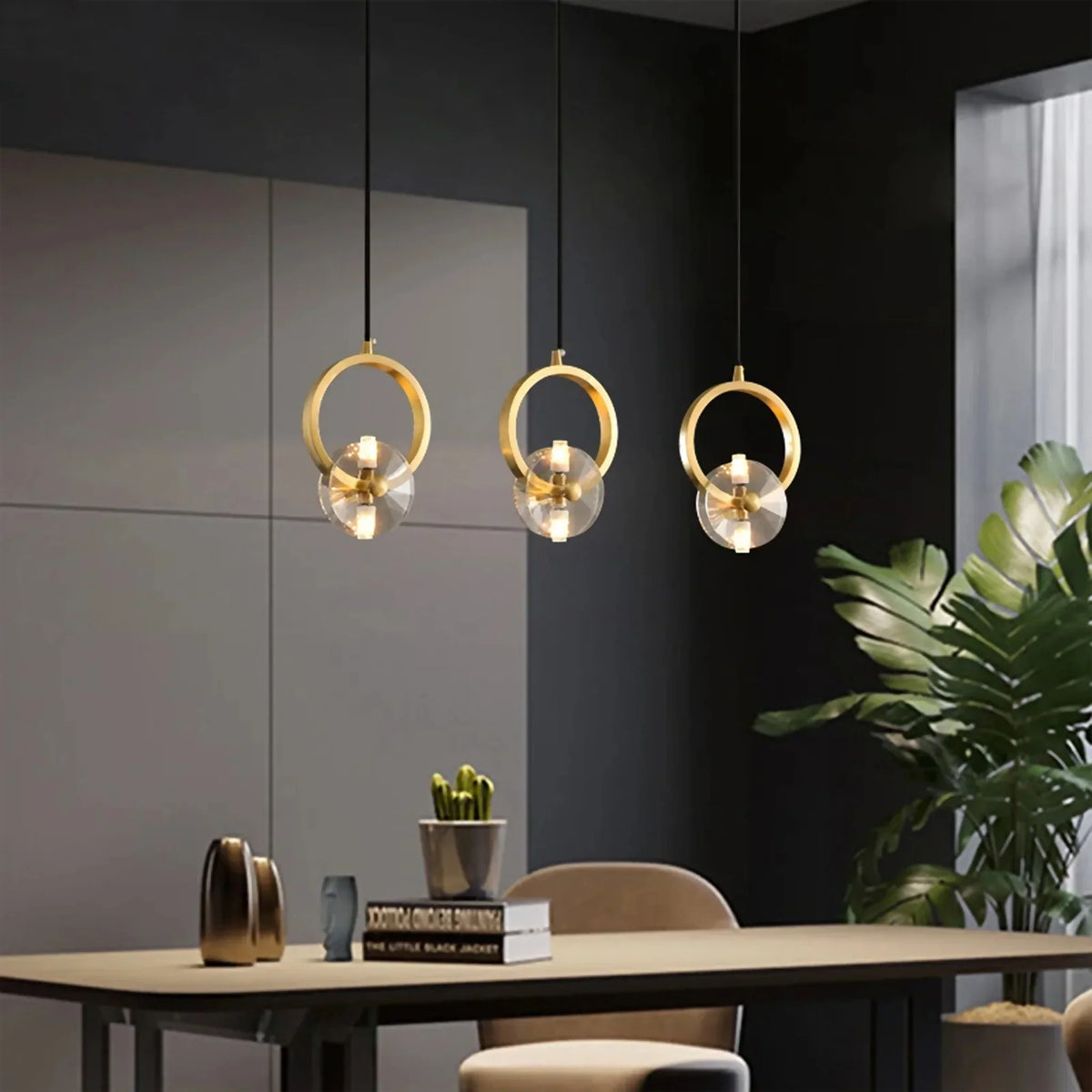 LuxeShine - Elegant Gylden Kroneslysekrone
