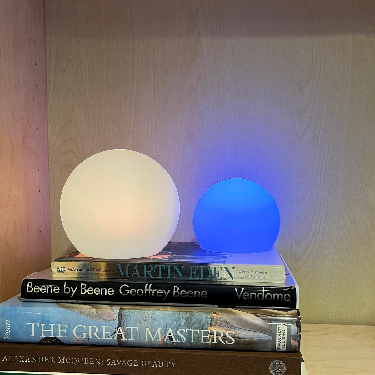Trådløs LED Bordlampe | GlowSphere
