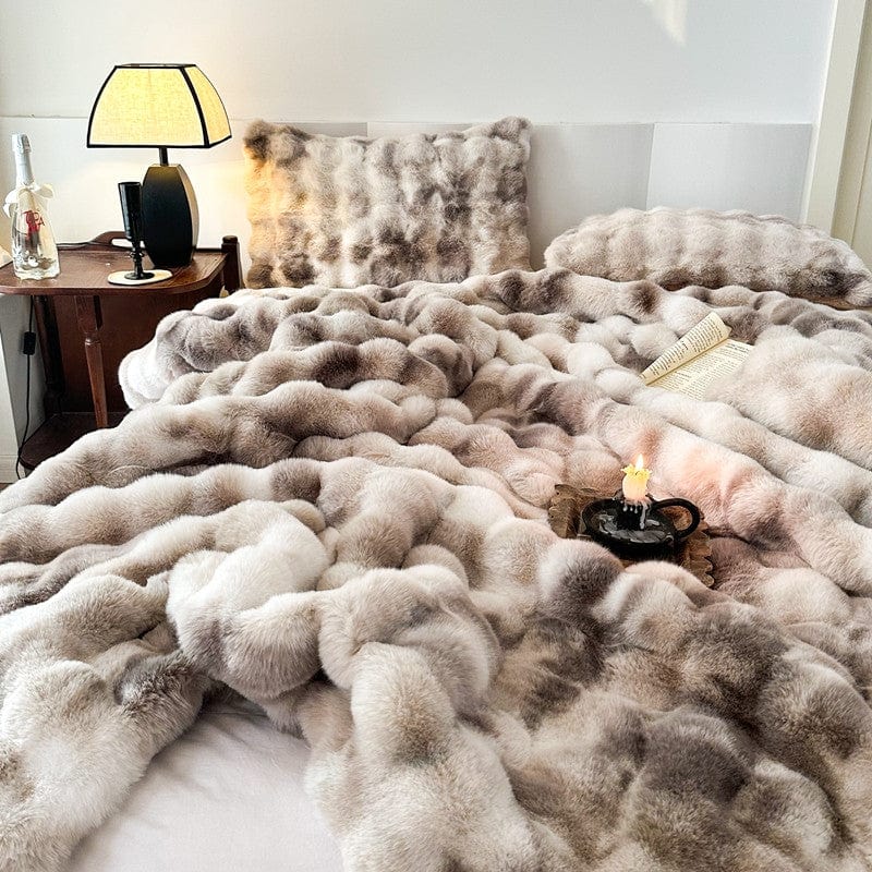 Tie Dye Rabbit Faux-Fur Tæppe – Blødt og Luksuriøst | CozyFur