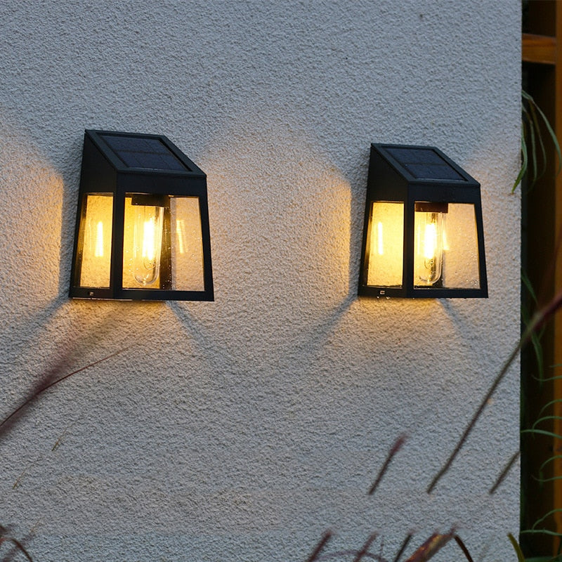 Holdbar Solcellelampe til Udendørs Brug | SolarGlow-4