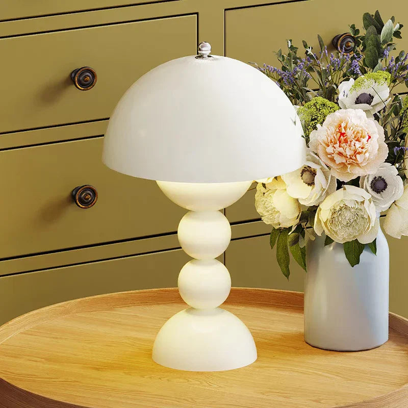 Dæmpbar LED Bordlampe med Blomsterknapdesign | BloomLight