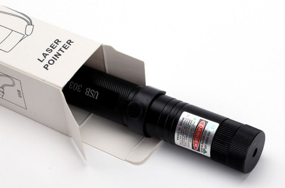 Laserpointer – Høj Styrke & Genopladelig | LongRangeBeam