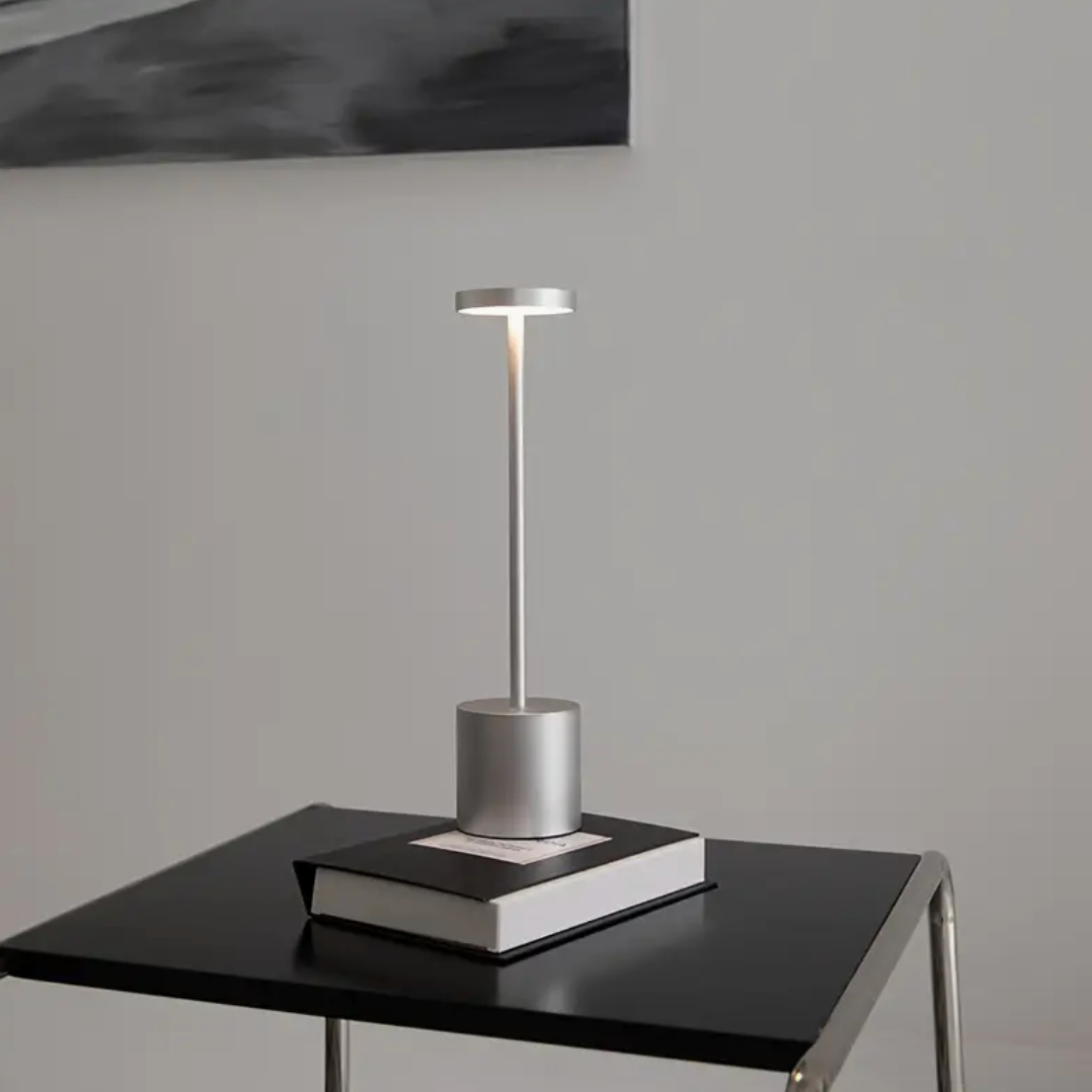 Trådløs Genopladelig USB LED Bordlampe med 3 Farveindstillinger | TouchGlow