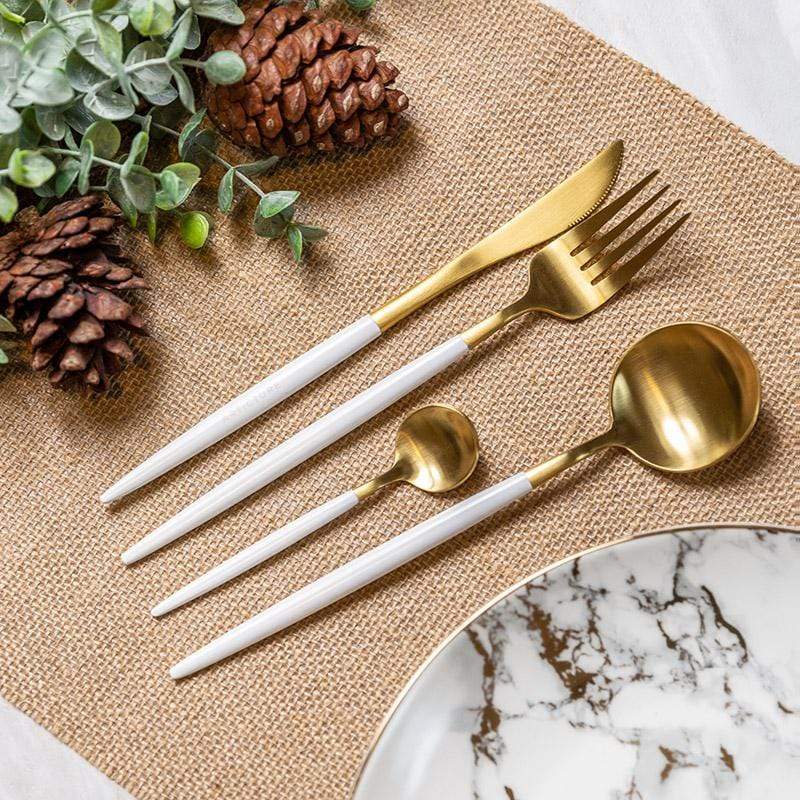 Bestiksæt – Praktisk og Elegant | TableEssence