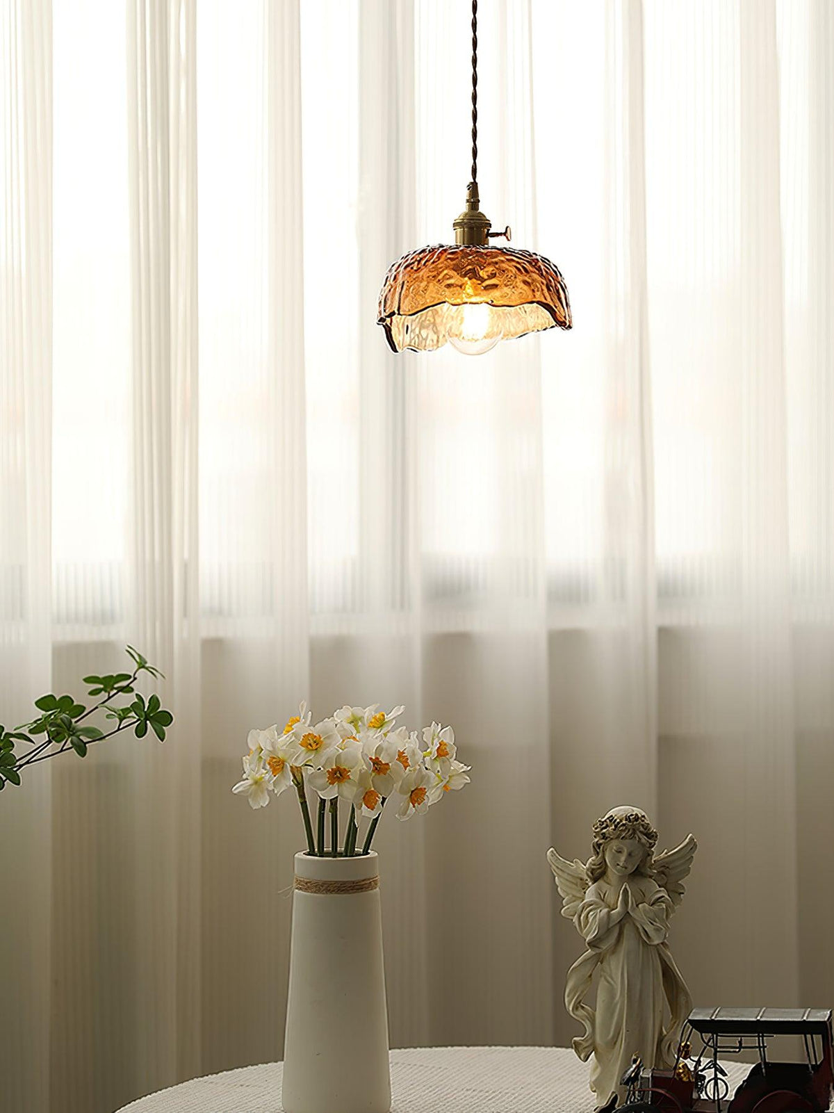 Rustik Klokkeformet Lampe | BellAmber
