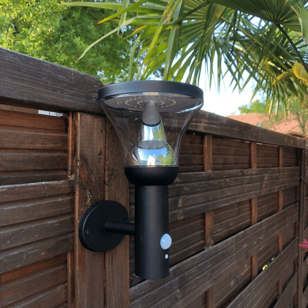 Solarlampe til Vægmontering i Rustfrit Stål med Bevægelsessensor og Høj Lysstyrke-3
