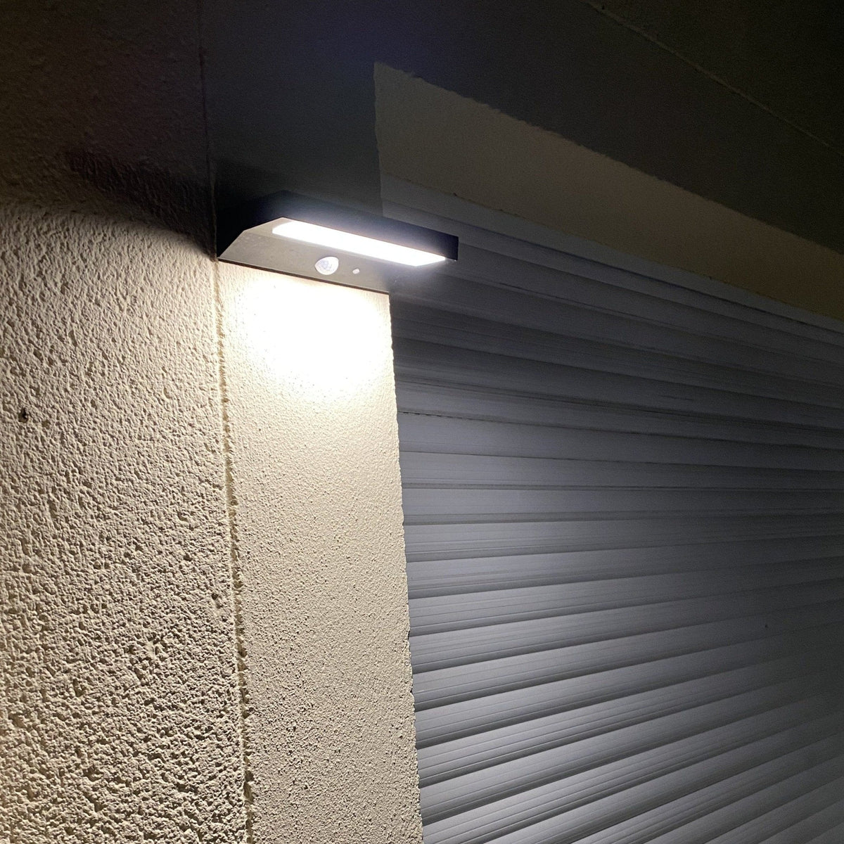 Solarlampe til Udendørs Brug med Bevægelsessensor og Udskifteligt Batteri-4