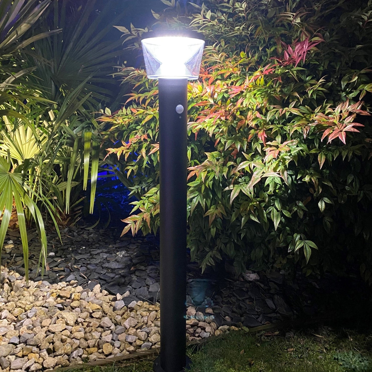 Solarlampe i Rustfrit Stål med Monokristallin Solcelle og Bevægelsesdetektor-1