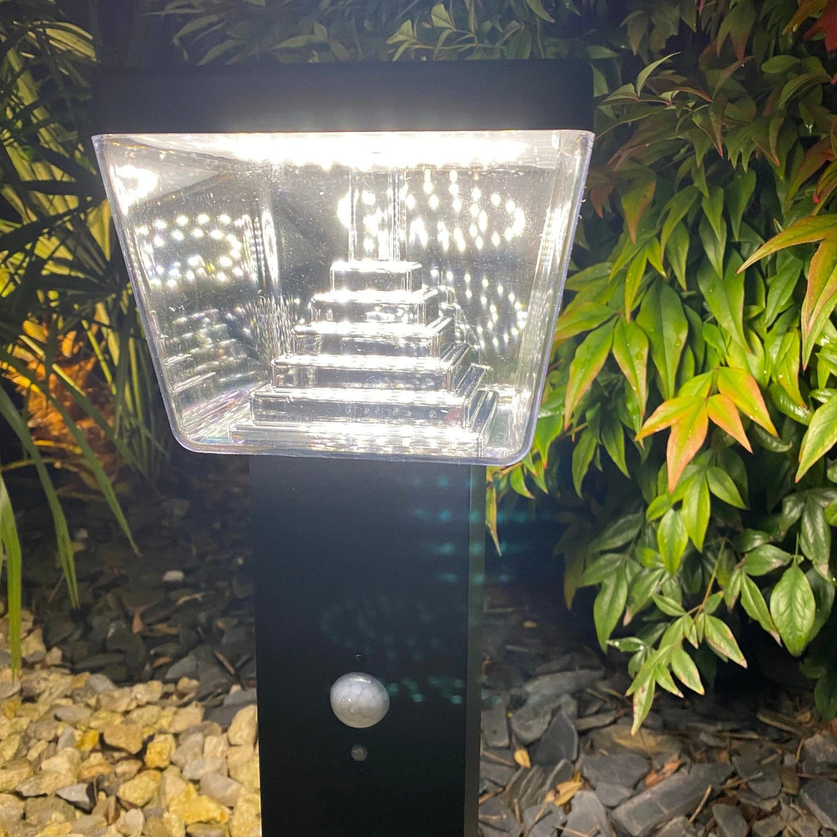 Solarlampe i Rustfrit Stål med Høj Lysoutput og Bevægelsesdetektor-4