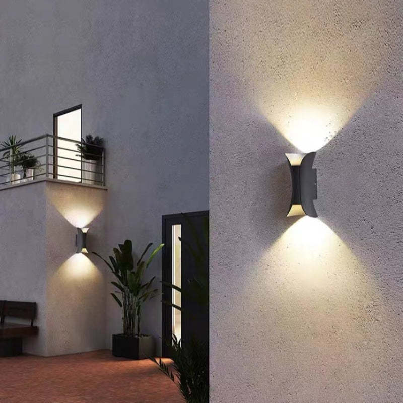 Modernistisk LED Væglampe | LuminoLuxe