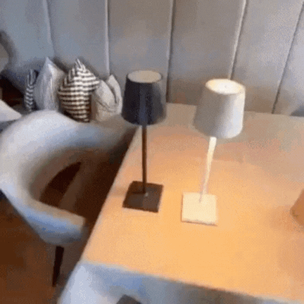 Multifunktionel Trådløs Genopladelig Bordlampe – Elegant og Praktisk | LumiFlex