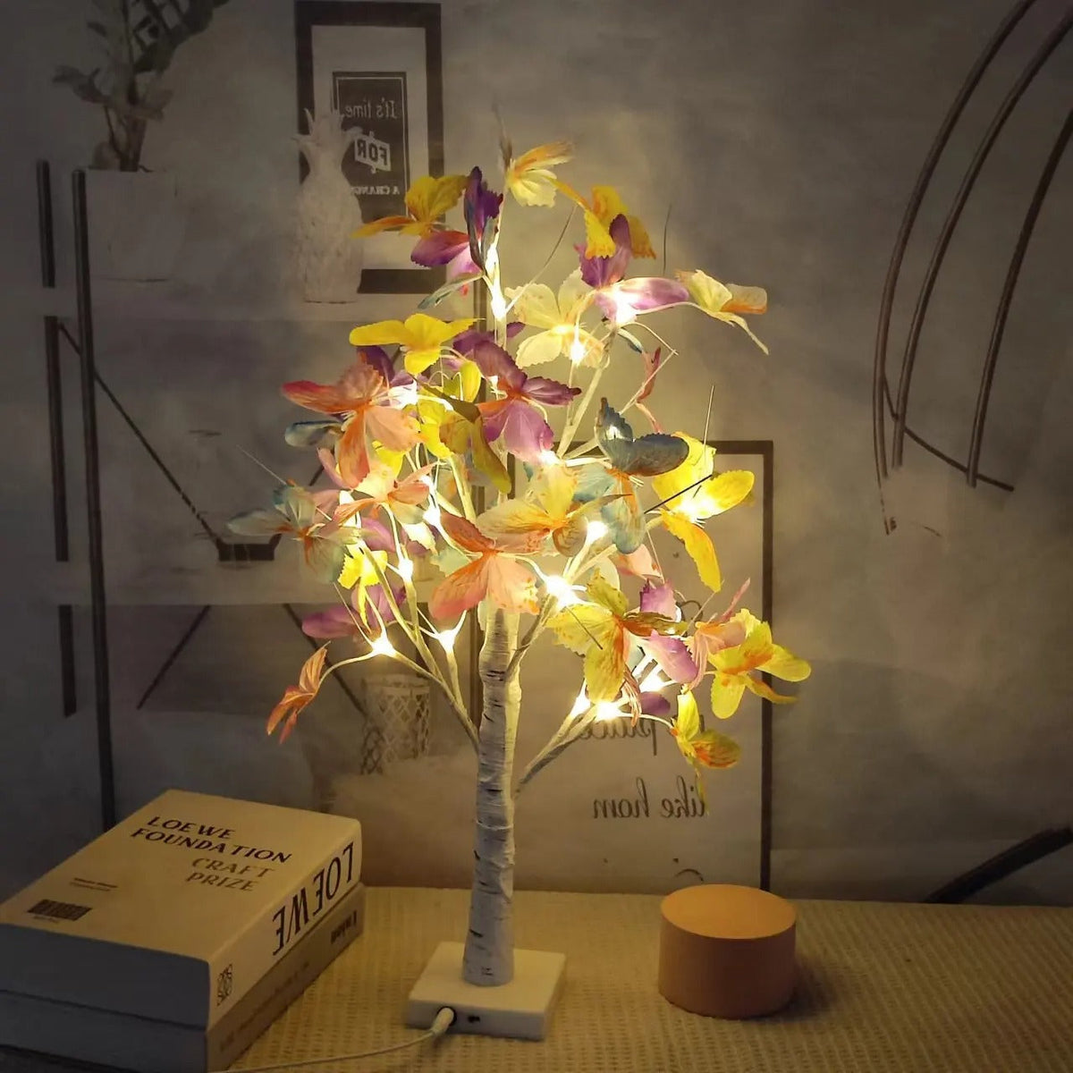 Blomstrende LED Trælampe | BloomTree