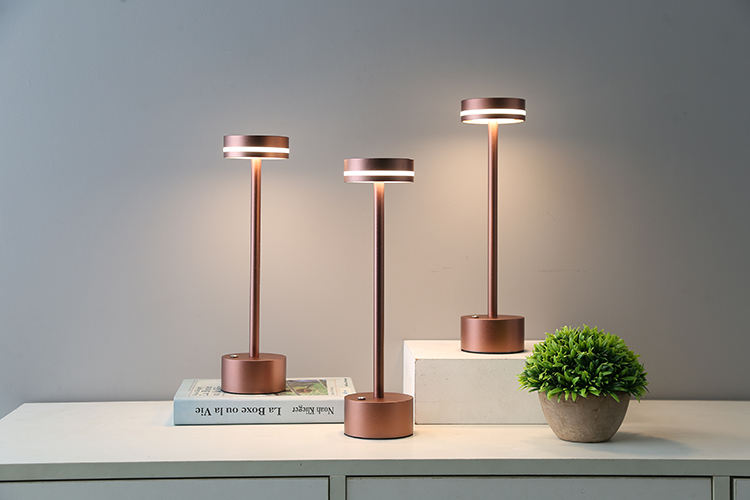Draadloze Tafellamp – Minimalistisch en Functioneel Design | GlowLite