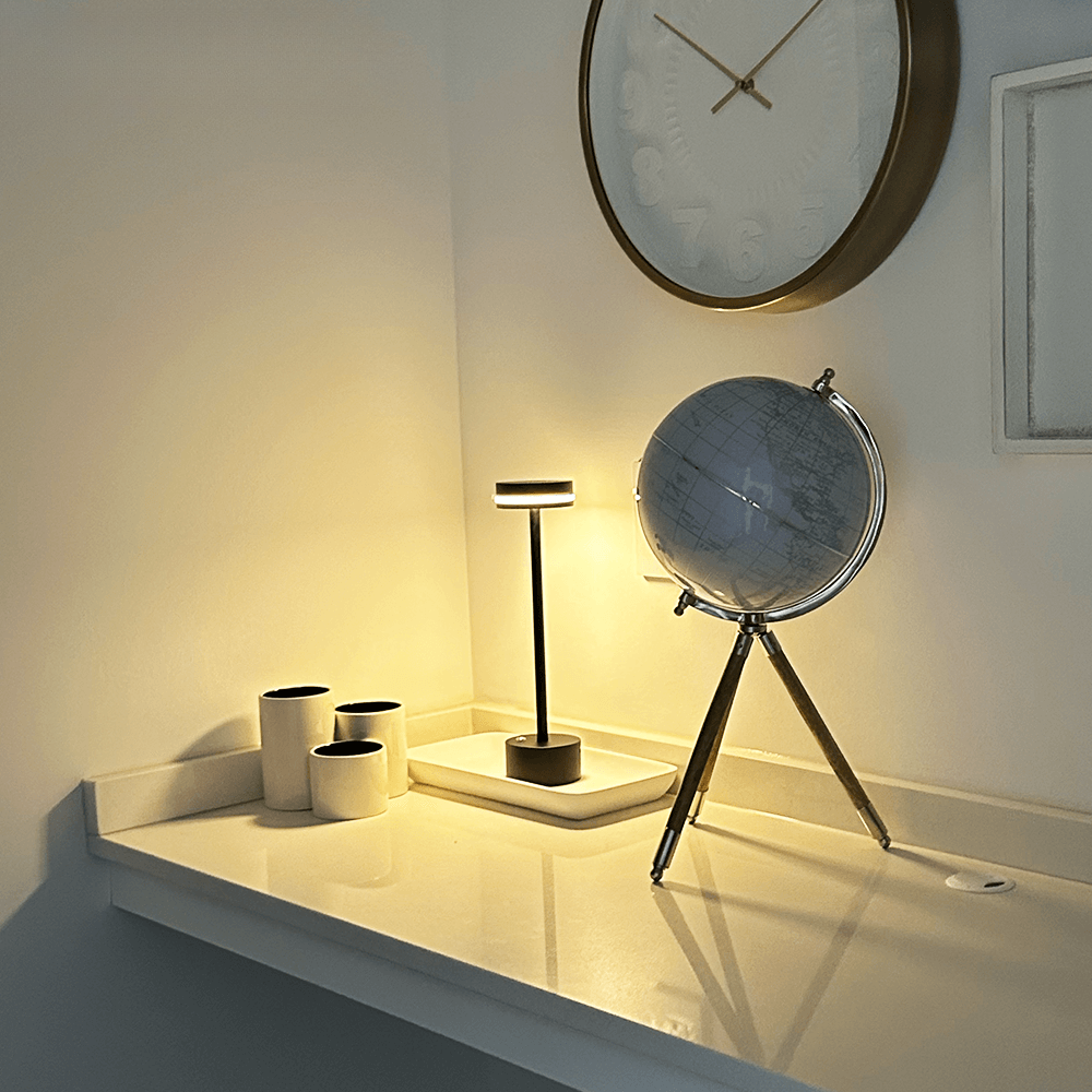 Draadloze Tafellamp – Minimalistisch en Functioneel Design | GlowLite