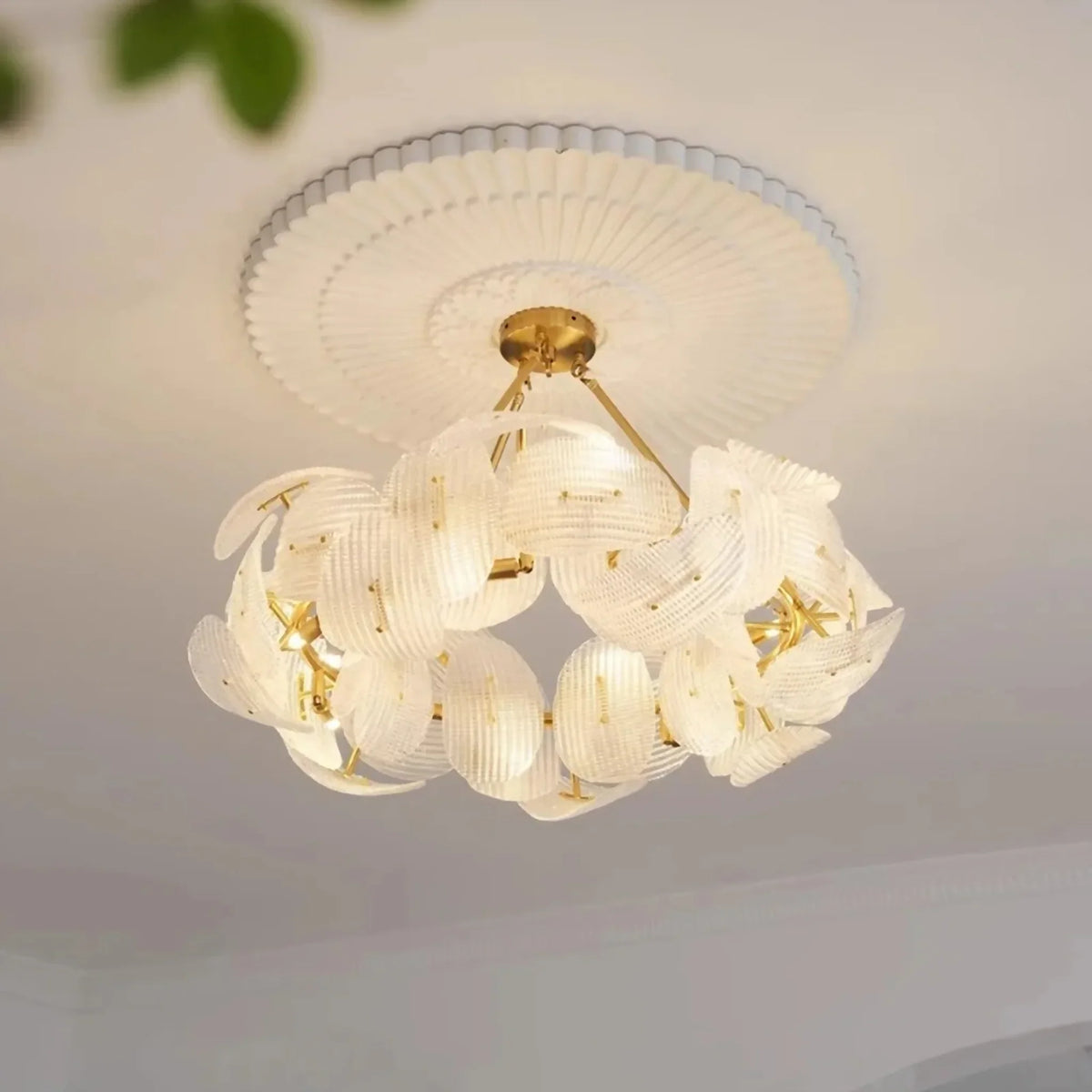 LuxeBloom - Elegant Stor Blomst Kroneslysekrone