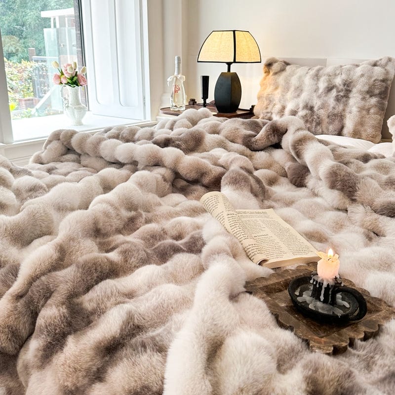 Tie Dye Rabbit Faux-Fur Tæppe – Blødt og Luksuriøst | CozyFur