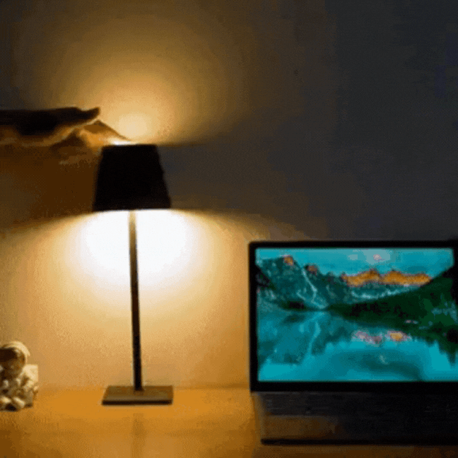 Multifunktionel Trådløs Genopladelig Bordlampe – Elegant og Praktisk | LumiFlex