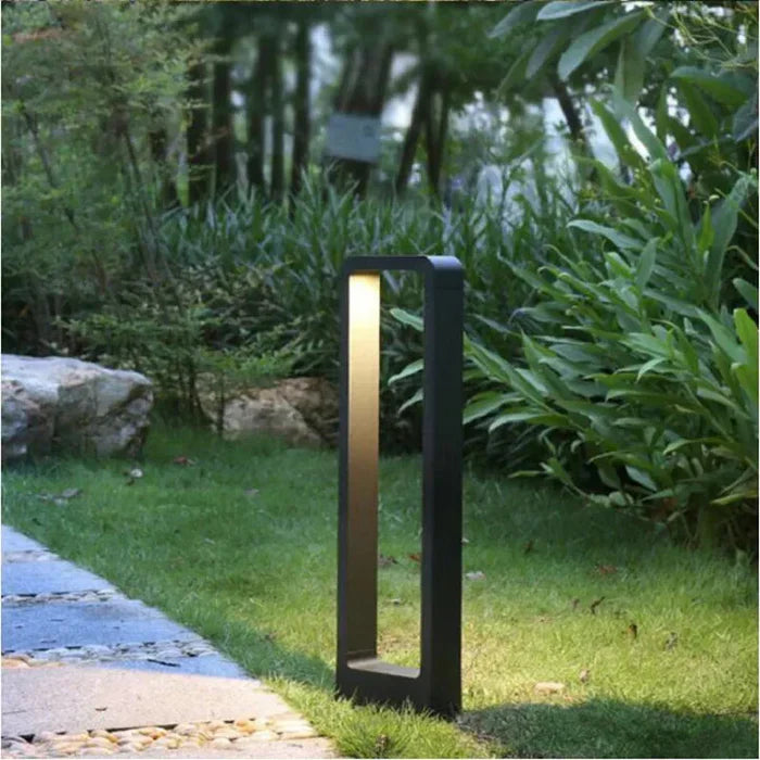 Robuste Udendørs Spot med LED Belysning til Have og Terrasse-5