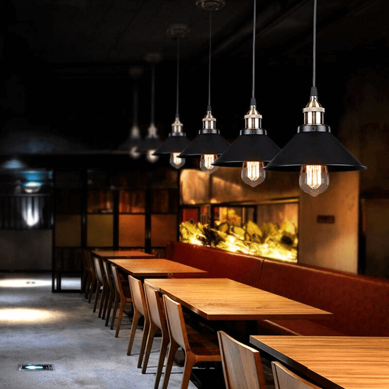 Stilfuld Skærm Loftlampe | BrassAura