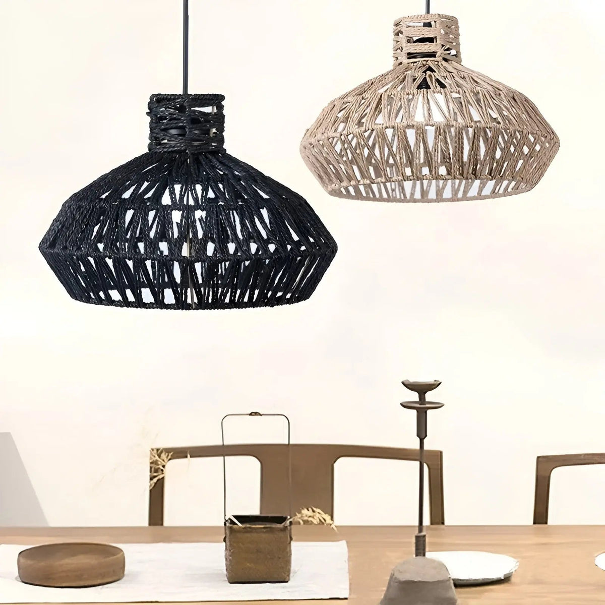 Elegant Håndvævet Rotan Loftlampe | NatureWeave