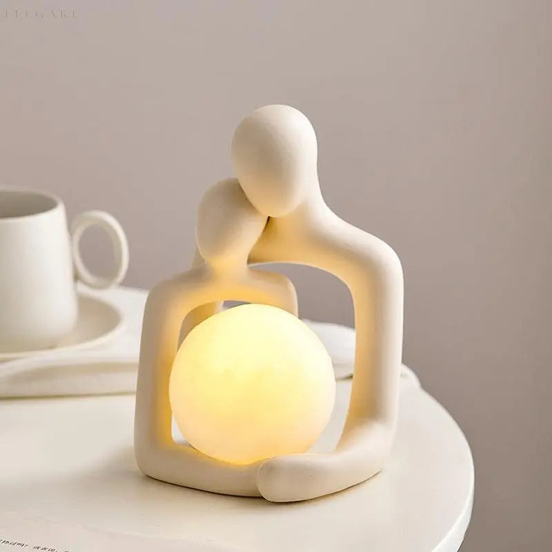 Klassisk Romantisk Omfavnelse Statue Lampe | EternalEmbrace