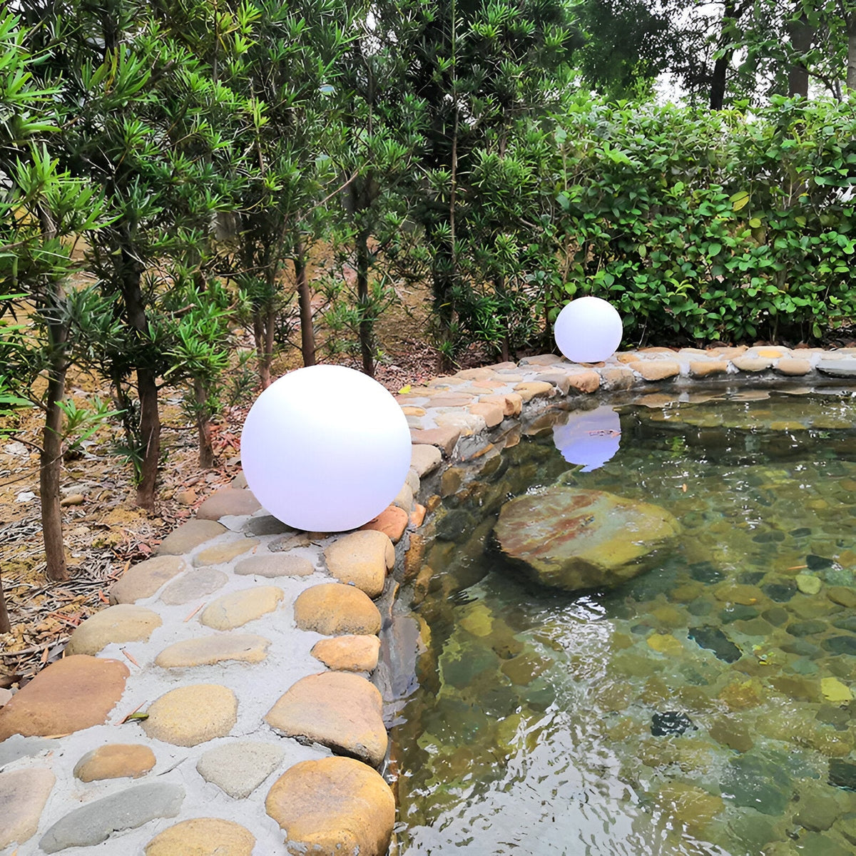 GlimmerSphere LED Buiten Decoratie – Kleurenwisselende, Waterdichte Zwevende Bollen | GlowOrbs